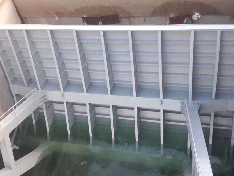 �����l�Tʩ���F(xi��n)��(ch��ng)