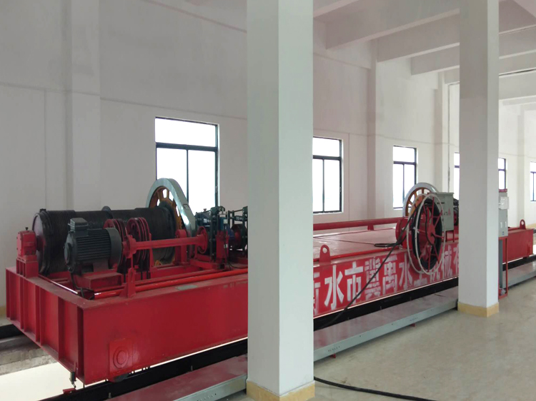 ��?y��)P(y��ng)���]�C(j��)����