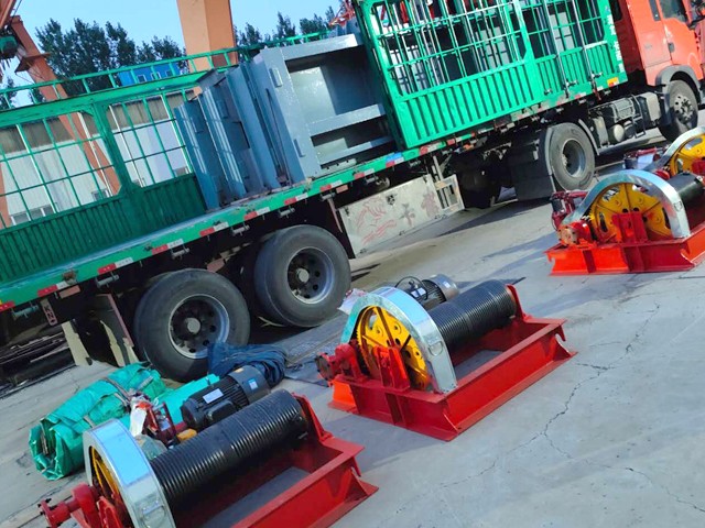 ��?y��)P(y��ng)���]�C(j��)�l(f��)؛